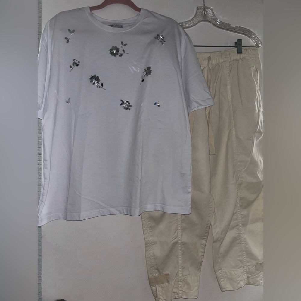 Zara Floral Embroidered White T-Shirt and Beige Pants Set